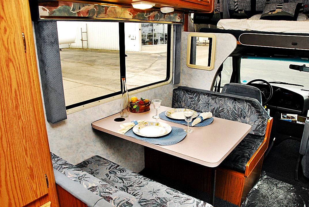 1994 Fleetwood Montara Tioga 22' Class C Motorhome